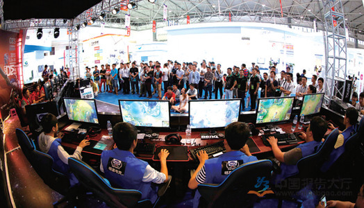 通过此次决 通过此次决