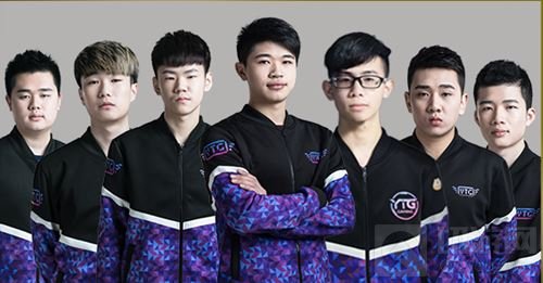 国足在继续 国足在继续