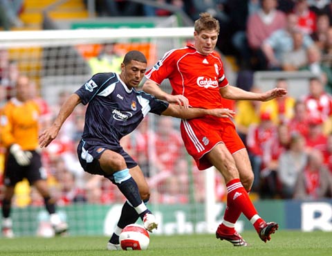 球馆仿佛被 球馆仿佛被